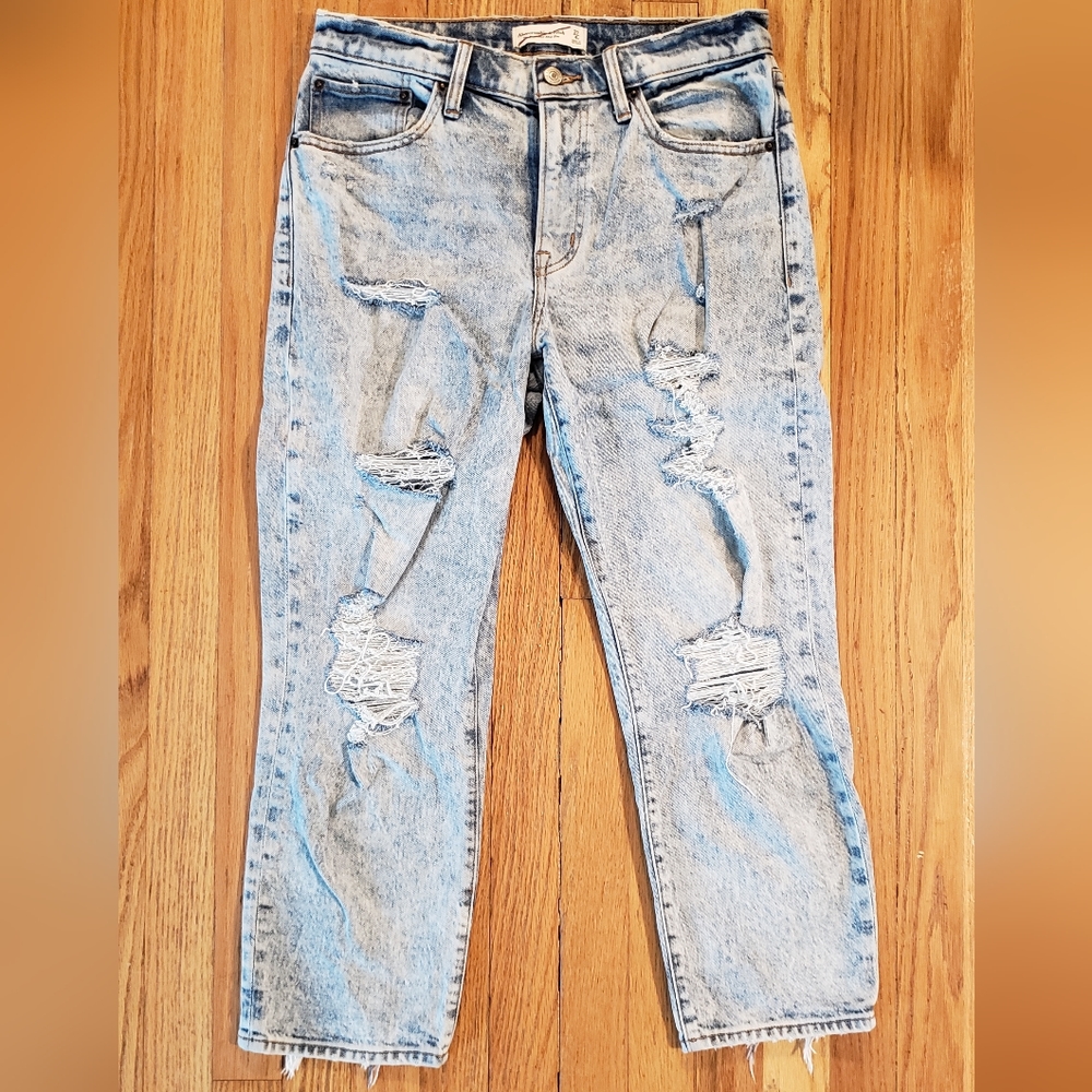 Abercrombie & Fitch The Boyfriend Mid Rise Light Wash Distressed Jeans, Size 27